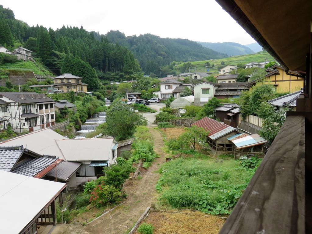 Yunohira Kamiyanagiya Hotel Yufu Exterior photo